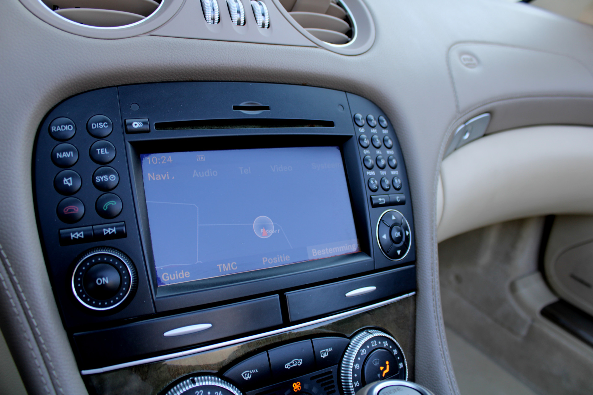 40717964-17.jpg